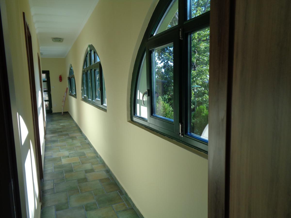 巴拉顿诺尔马迪Arnyas Park Apartmanhaz住宿加早餐旅馆 外观 照片