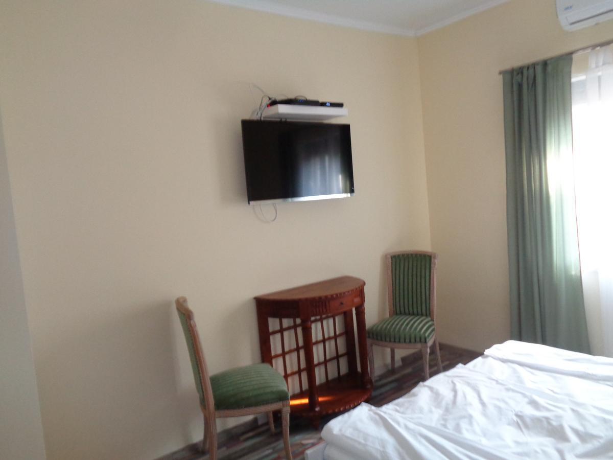 巴拉顿诺尔马迪Arnyas Park Apartmanhaz住宿加早餐旅馆 外观 照片