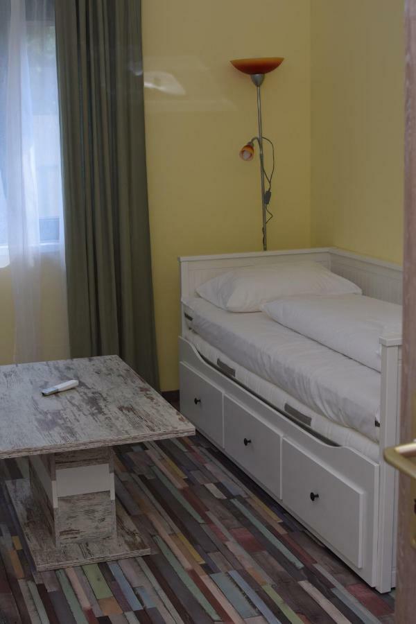 巴拉顿诺尔马迪Arnyas Park Apartmanhaz住宿加早餐旅馆 外观 照片